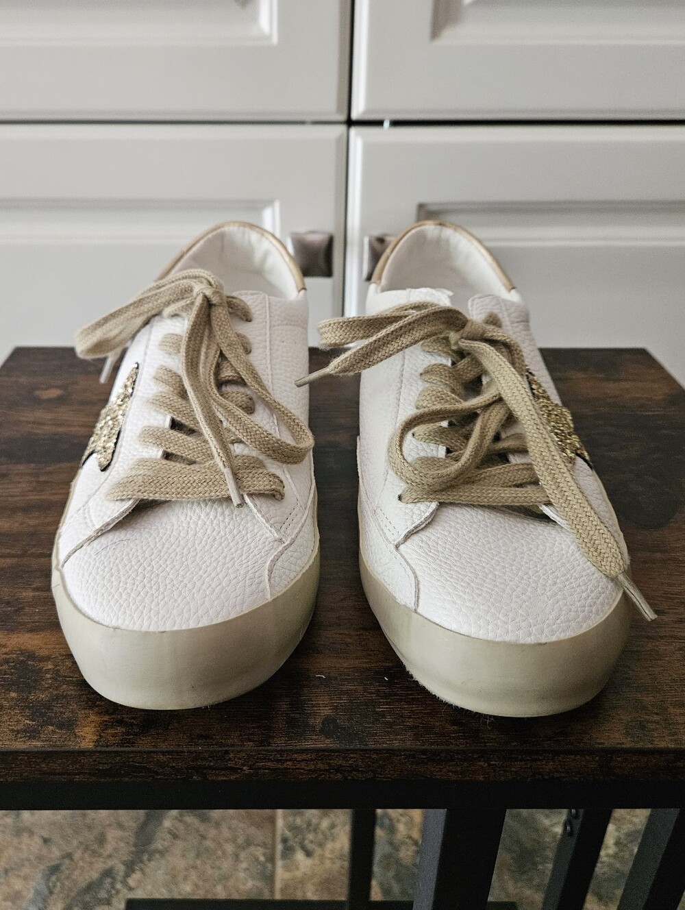 ShuShop Paula Gold Glitter Star White Leather Sneakers Casual Glam Athleisure - Picture 2 of 8
